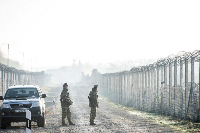 Tela dva migranta pronađena na austrijsko-mađarskoj granici