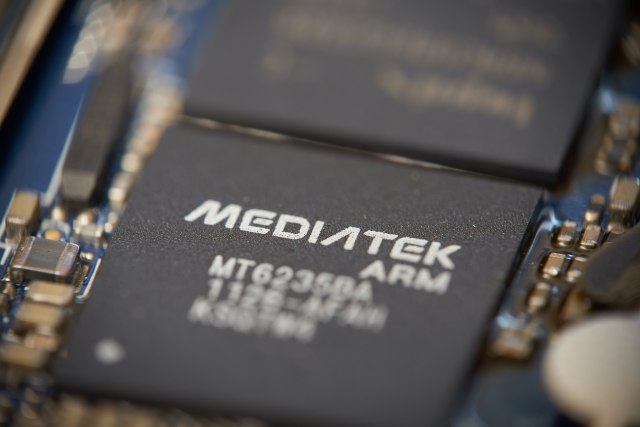 MediaTek Dimensity 2000 benčmark pokazuje prednost u odnosu na Snapdragon 898
