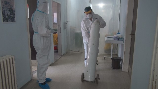 Koronavirus odneo šest života, sve teža situacija u èaèanskoj bolnici