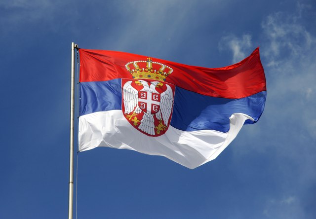 Fijasko protesta ispred Ambasade Srbije