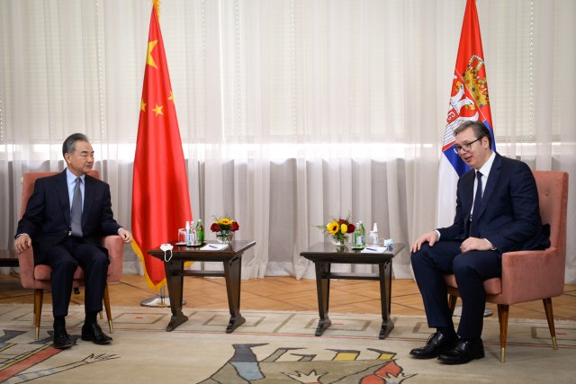 Vučić se sastao sa kineskim šefom diplomatije FOTO