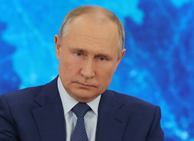 Putin se obratio vojnom vrhu: "Pogledajte kroz nišan"