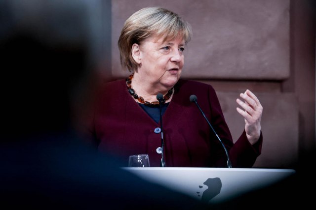 Merkelova se oprašta; "Videæu šta æe mi pasti na pamet"