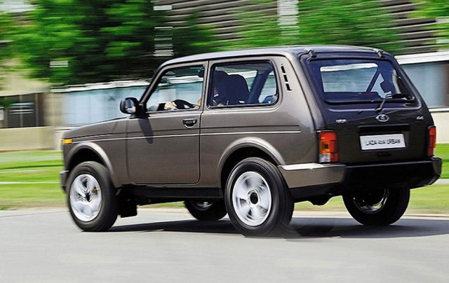 Šta kažu Britanci o Ladi Nivi VIDEO