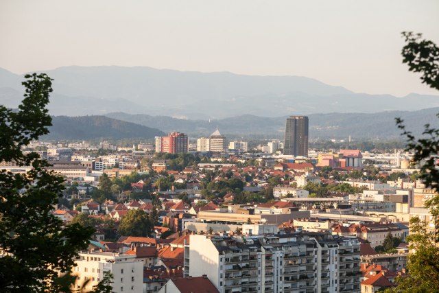 U Sloveniji se stvara "socijalna bomba"?
