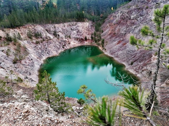 Tavničko jezero na Murtenici  je srpski tirkizni dragulj FOTO