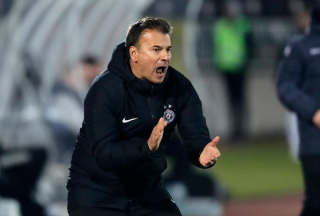 Stanojeviæ se vraæa protiv Flore