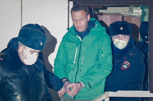 Navaljni tuži zatvor
