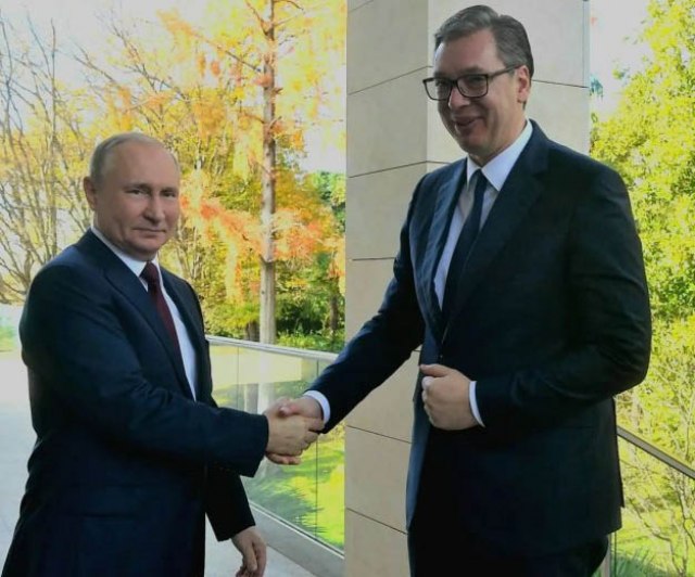 The meeting between Vučić and Putin started: Warm greetings from two presidents VIDEO
