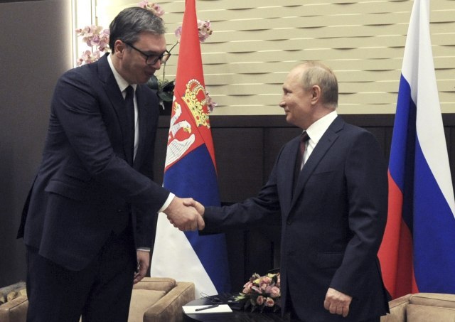 Vuèiæ: Putin promised he will not leave Serbia in the lurch PHOTO