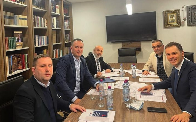 Sastanak Radne grupe; Mali: "Sutra predstavljamo program graðanima Srbije"