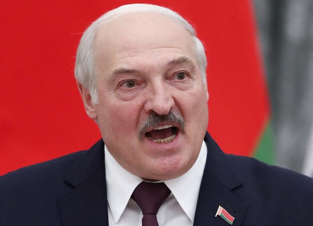 Lukašenko otišao meðu migrante – razbesneo Poljsku VIDEO
