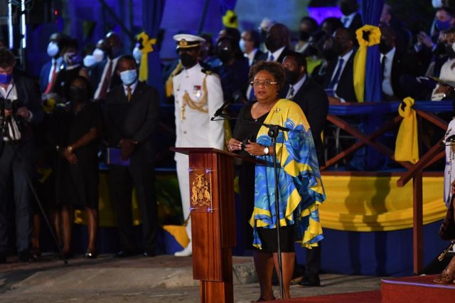 Zbogom, Elizabeta: Barbados i zvanièno republika