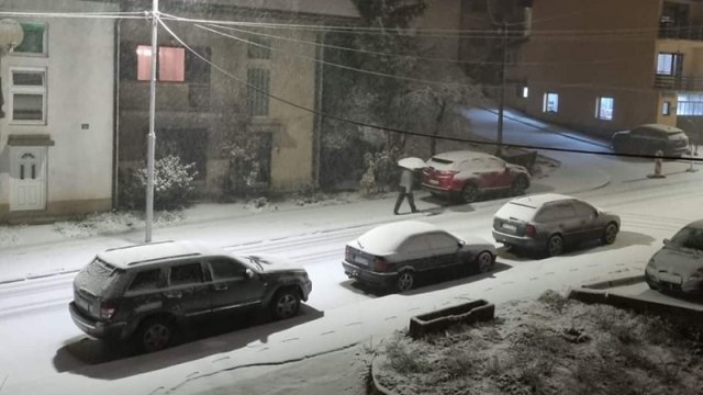 Sneg i bahati vozači uzrokovali kolaps u Novoj Varoši