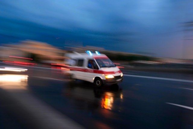 U Beogradu tokom noæi povreðeno pet osoba u pet saobraæajnih nesreæa