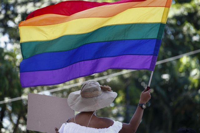 Usvojen zakon o legalizaciji istopolnih brakova u Čileu