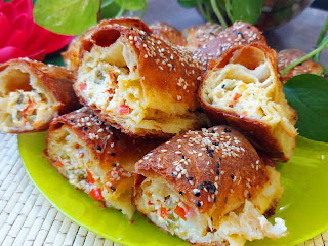 Brz doruèak: Prelivena pita sa kiselom paprikom VIDEO