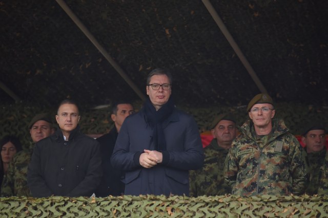 Vučić najavio značajne nabavke lovačko-bombarderske avijacije VIDEO/FOTO