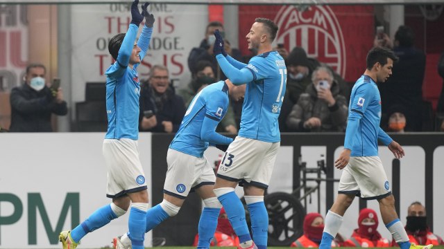 Il Napoli batte il Milan – Il VAR annulla il gol al 90′