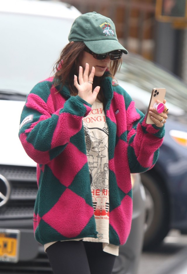 Čarape sa sandalama i još toga: Modne katastrofe koje su obeležile 2021. godinu