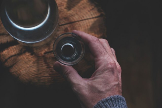 Za bocu 140 evra: Od gotovo zaboravljenog voća na našim njivama dobija se cenjena rakija