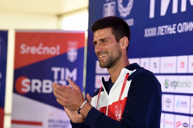Djokovic is coming - politicians are threatening, Germans are sharp, Laver is angry