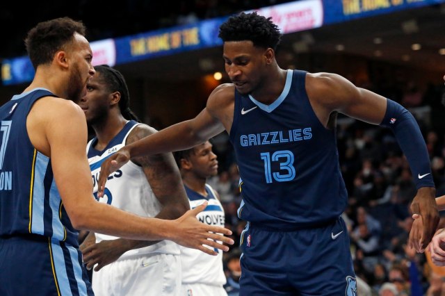 Memfis jak i kad Morent podbaci, Pokuševski van tima u razbijanju Netsa