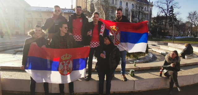 Srbi krenuli ka Segedinu – u gradu se druže sa Hrvatima VIDEO/FOTO