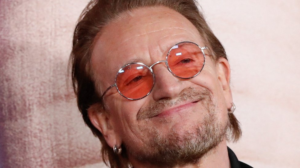 Muzika: Sramota me zbog imena grupe U2 i nekih pesama - kaže pevaè Bono
