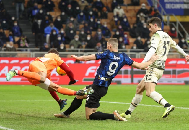 Džeko heroj Intera – gol za pobedu u 90. minutu