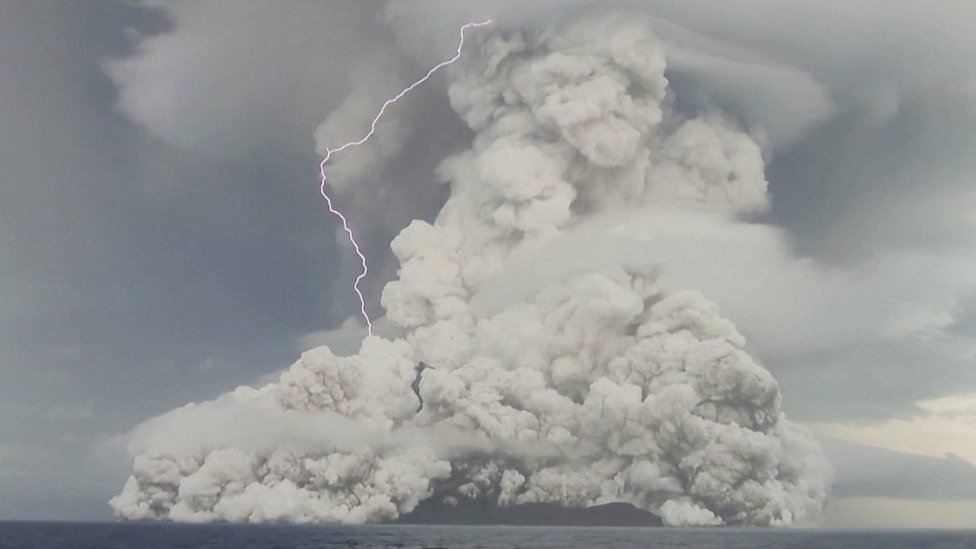 Erupcija vulkana na Tongi: Sto puta jaèa od nuklearne bombe u Hirošimi - tvrdi NASA