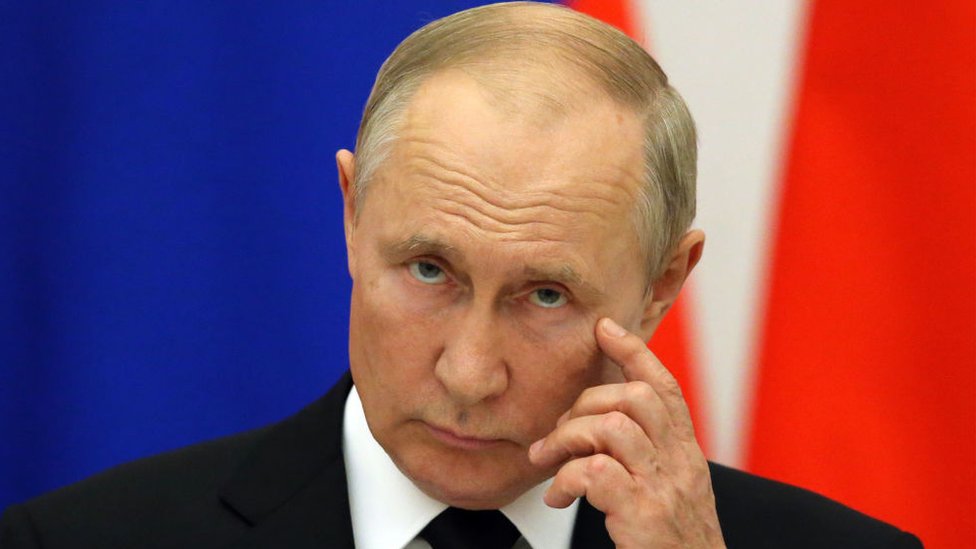 Vladimir Putin voli da drži suparnike, ali i prijatelje u nedoumici/Getty Images