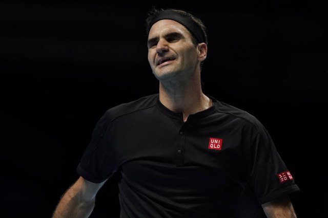 Federer i dalje u magli