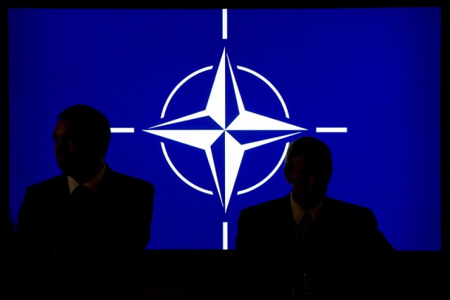 Da li æe se NATO pozvati na Èlan 5?