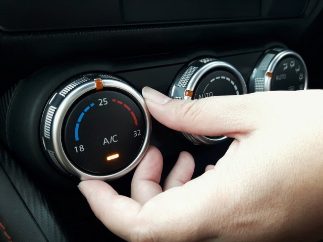 Koja je optimalna temperatura u kabini automobila zimi?