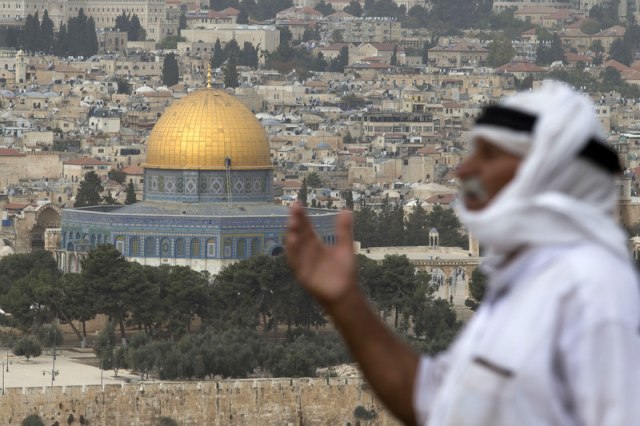Jevreji se prerušavaju u muslimane, razlog èudan