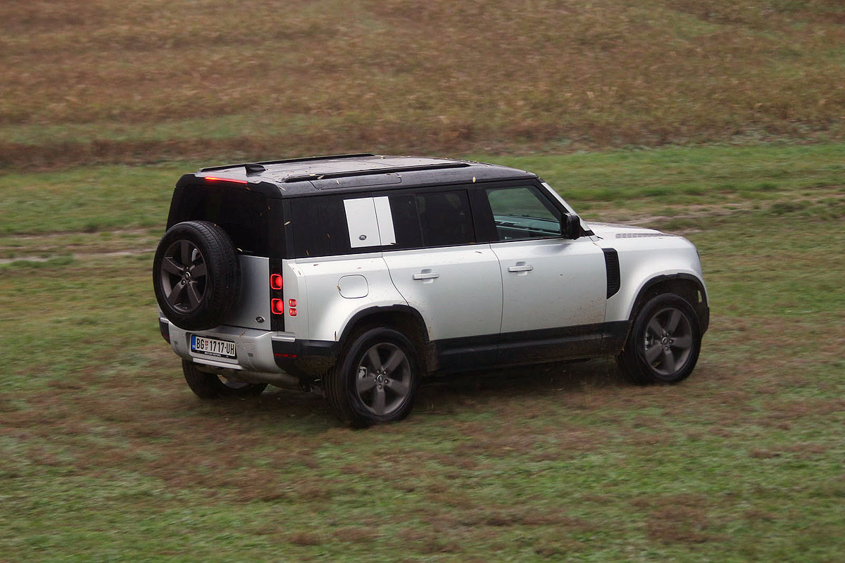 Ленд ровер дискавери 4 2013. Ленд ровер дискавери 2. Test range. Тест драйв фрилендер 2014 года. Дискавери спорт 2.