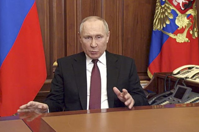 Putin sharply warned: "Do not try to interfere"