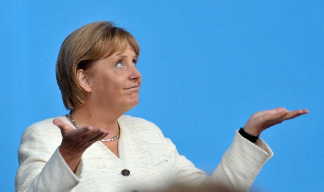 Opljaèkana Angela Merkel