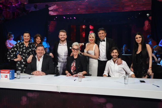 Nikad nije kasno - Nedelja, 27. februar - LUDILO U NAJAVI: Prosidba pa SVADBA, SVADBA u emisiji