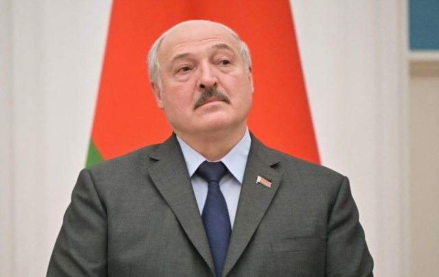 Lukashenko signed a decree renouncing Belarus non-nuclear status
