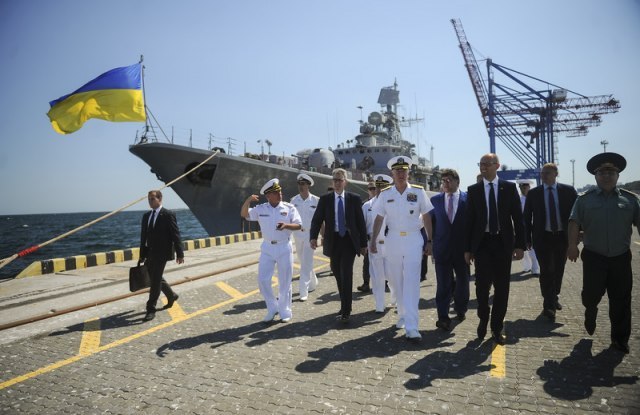 Ukrainians sank the best warship - but their own VIDEO / PHOTO