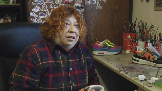 Od stare obuće do unikata: Jovana je kupila stare patike za 200 dinara, a onda od njih napravila nešto čemu se mnogi dive (FOTO)