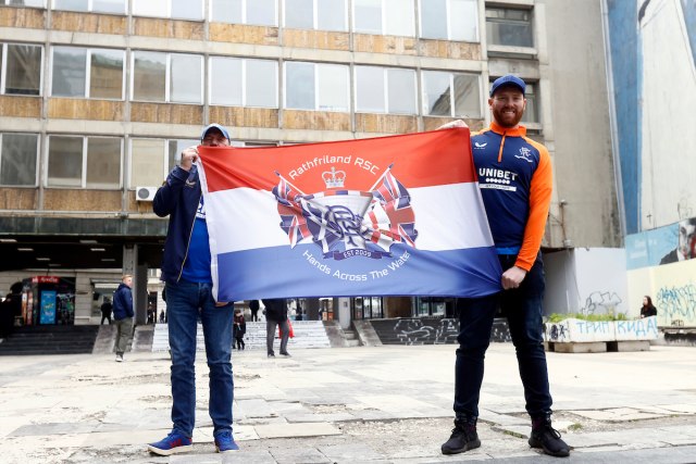 Huligani ih nisu uplašili, Škoti uživaju u Beogradu FOTO