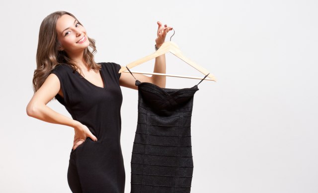 Kako crna odeća utiče na vašu ENERGIJU! Feng šui tajna koju bi svaka žena trebalo da zna