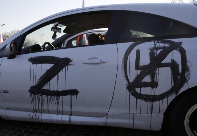 Upozorenje bezbednosnih službi: Neonacisti krenuli