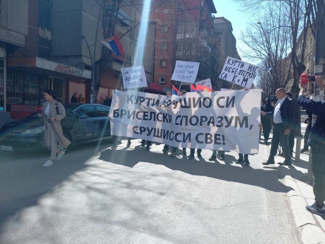 Protest in Kosovska Mitrovica; 
