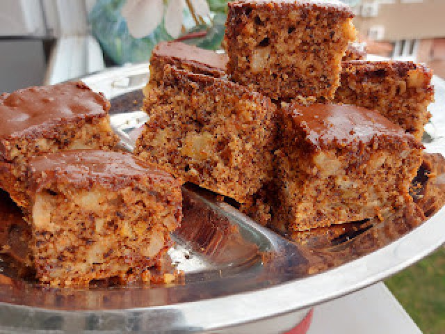 Brzi kolač sa keksom i čokoladom