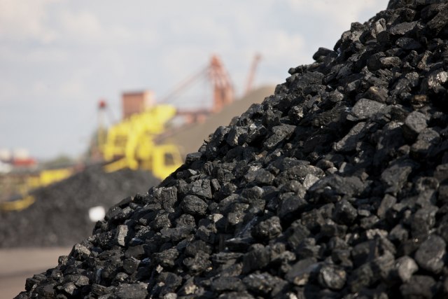 Potpisali: Uveden embargo na uvoz uglja iz Rusije i Belorusije