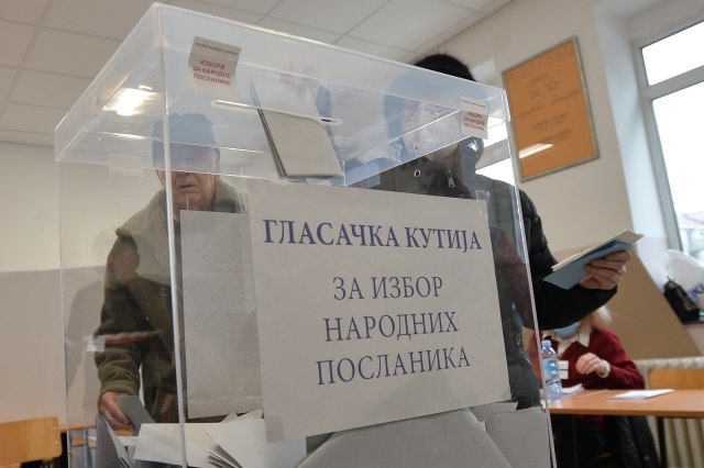 Republièka izborna komisija saopštila: Ponavlja se glasanje 16. aprila